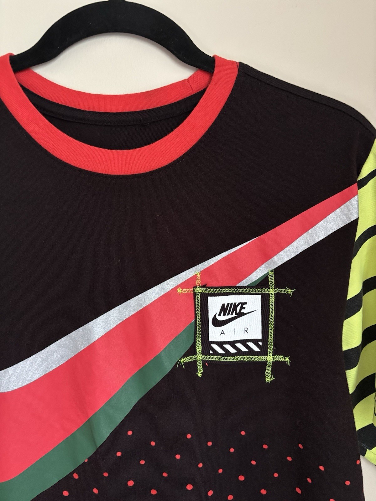 Nike Air Gel Retro 90’s Future T-Shirt Size Small Black Volt