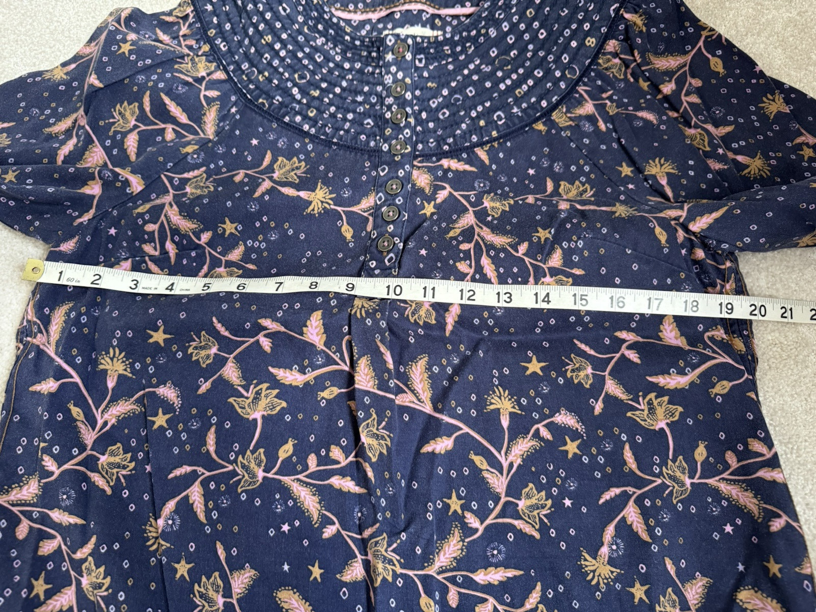 WHITE STUFF NAVY PATTERNED LONG SLEEVE TOP SIZE 10 VGC