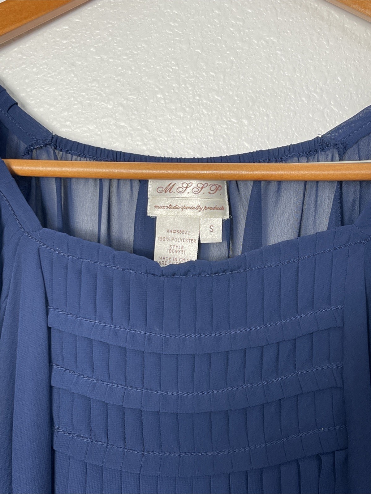 Vintage Y2K Max Studio Specialty Products S navy sheer chiffon pleated blouse