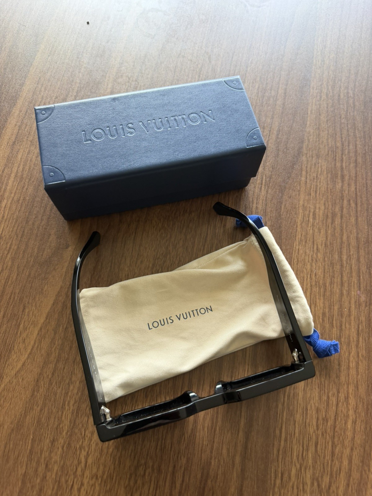Louis Vuitton Z1910W 93L Clash Square Sunglasses- worn once only