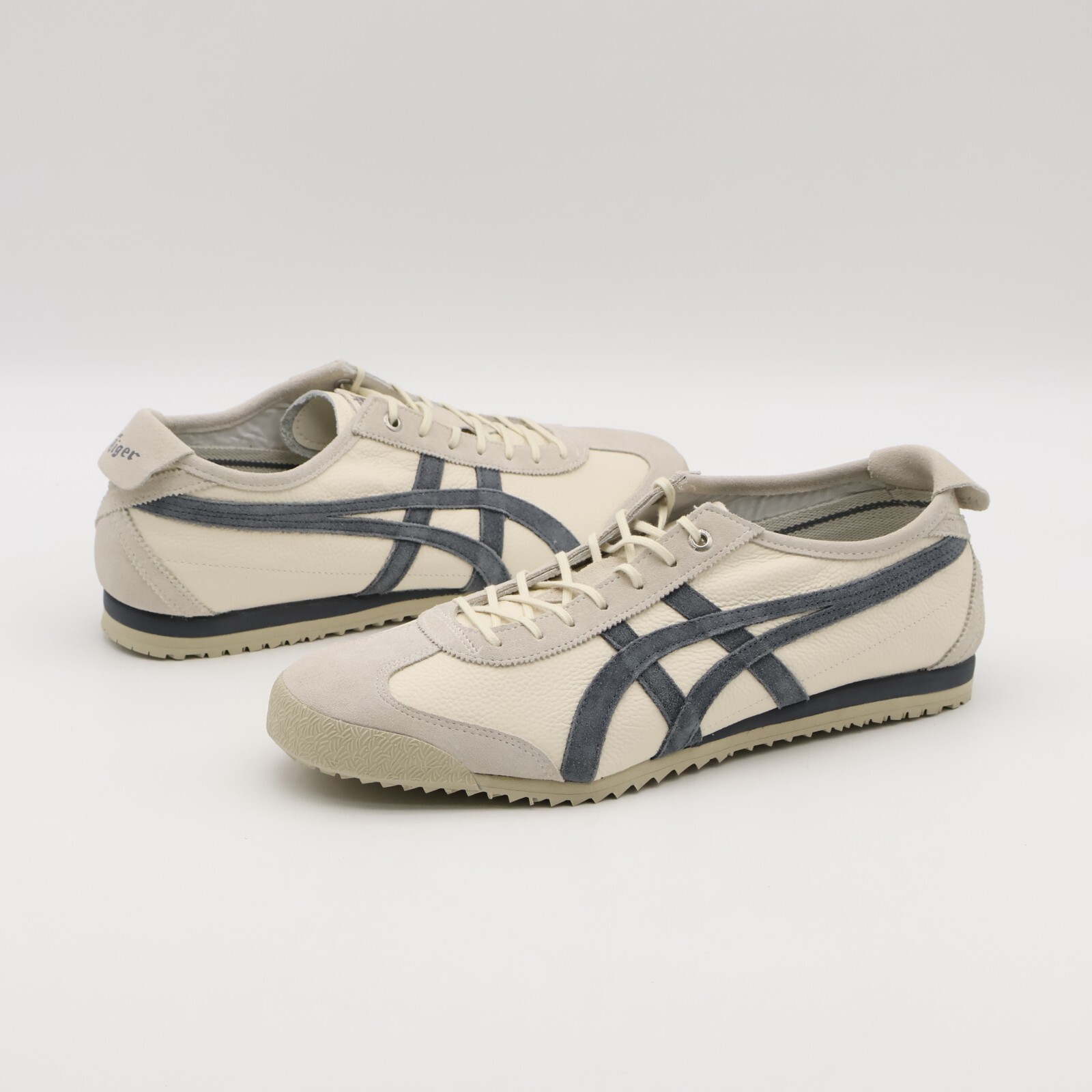 1183C015-200 Onitsuka Tiger Mexico 66 SD Birch Metropolis (Men’s)