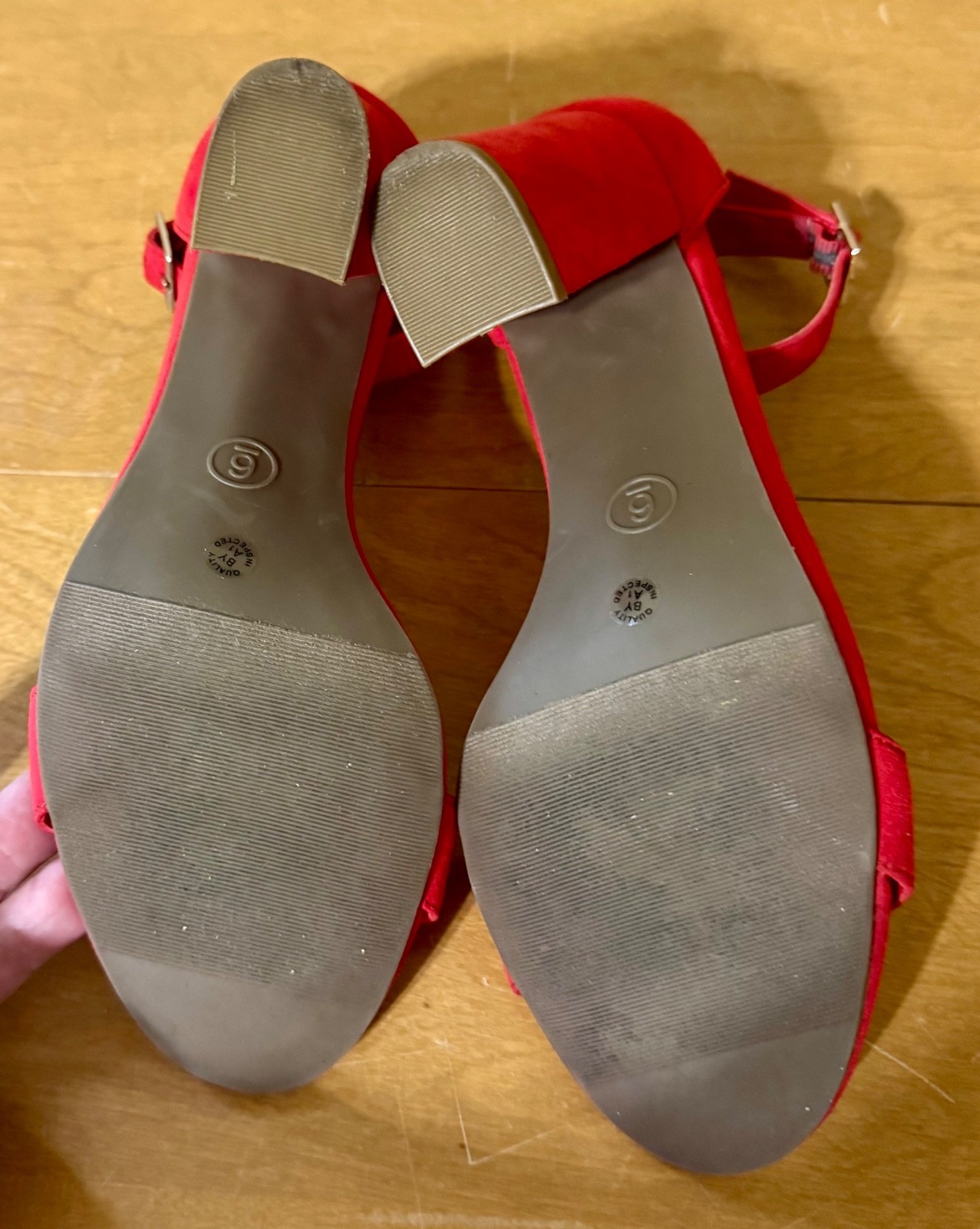 Worthington Womens Red Sandals 6 Ankle Strap 3 3/8 Inch Heel Man Made Materials
