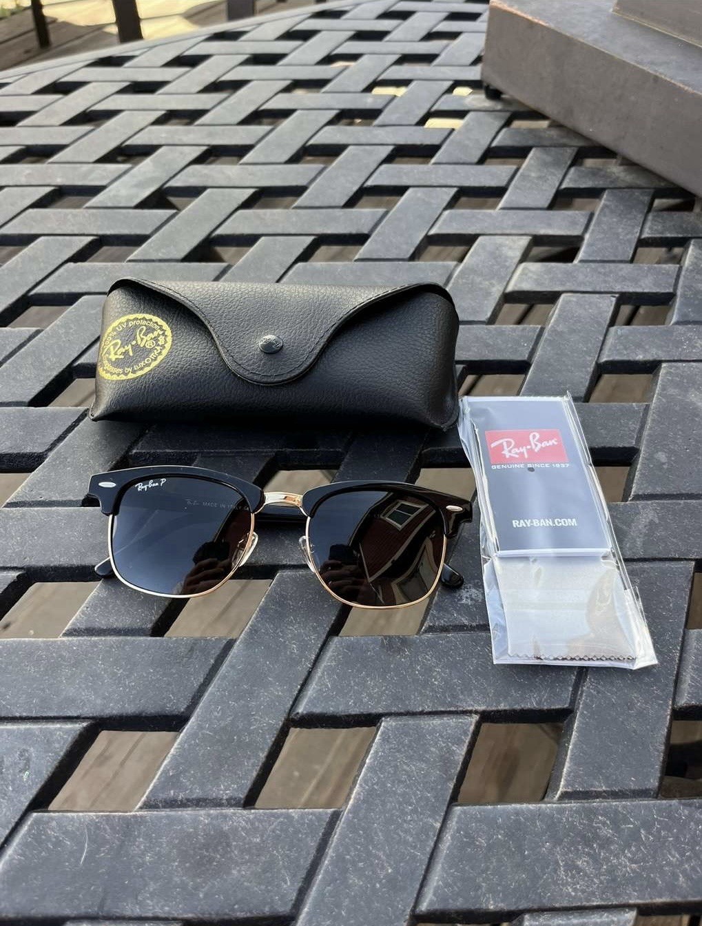 Ray Ban Clubmaster sunglasses, Black/Gold, Unisex, 51[]21