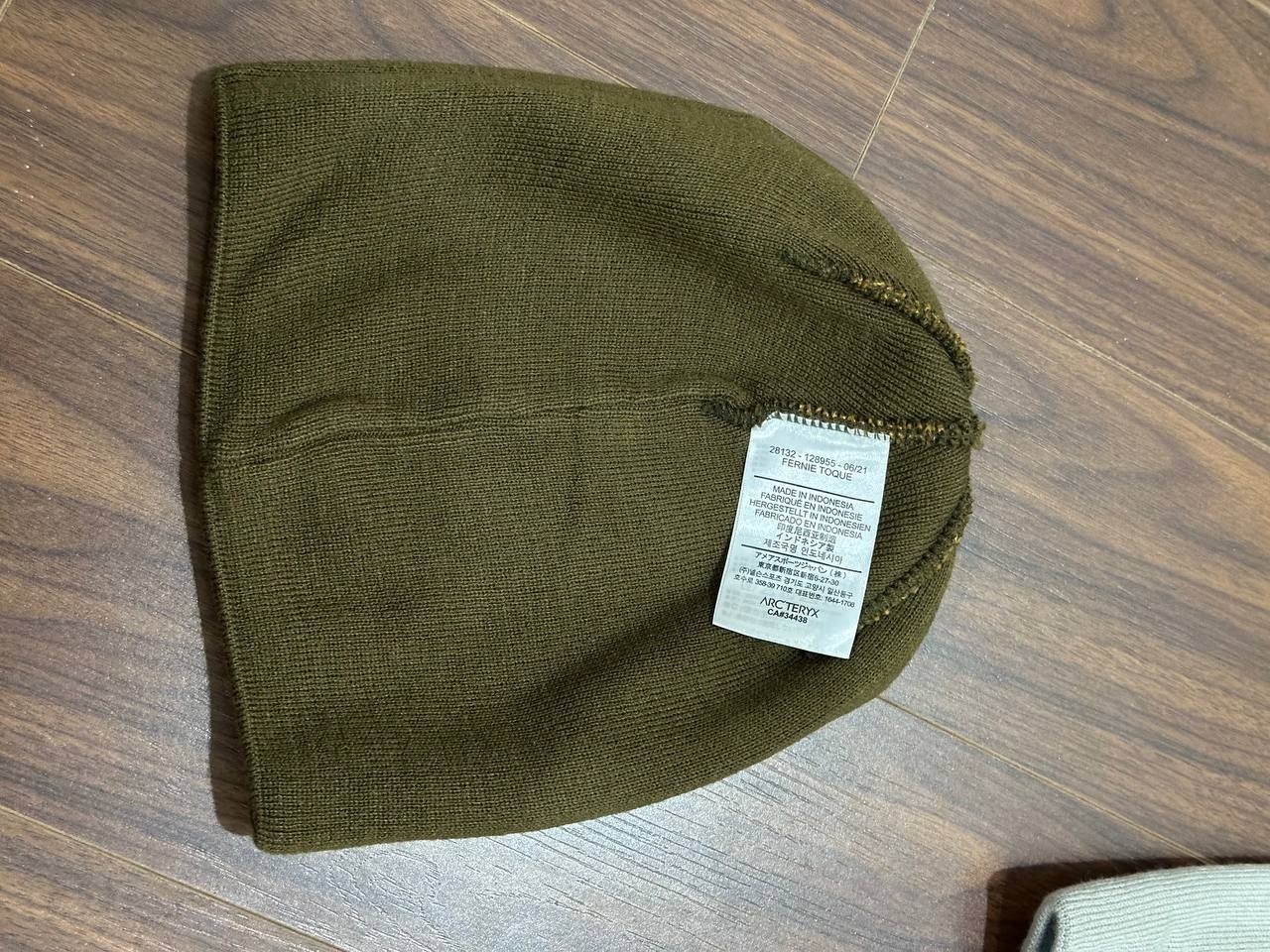 Arc’teryx Bird Graphic Beanie V2 Brown Knit Hat Unisex NWT