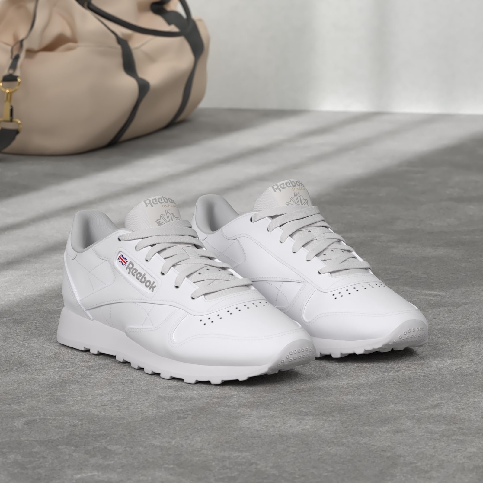 Reebok Unisex Classic Leather Running Sneaker GY0957 White ALL SIZES