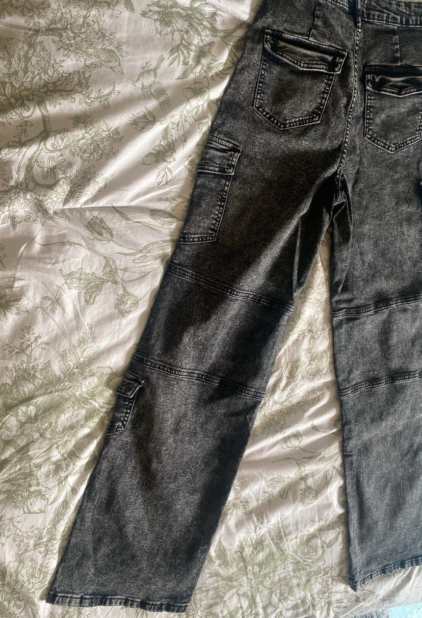 Windsor Women’s Black Acid Wash Wide-Leg Cargo Jeans Size S Stretch