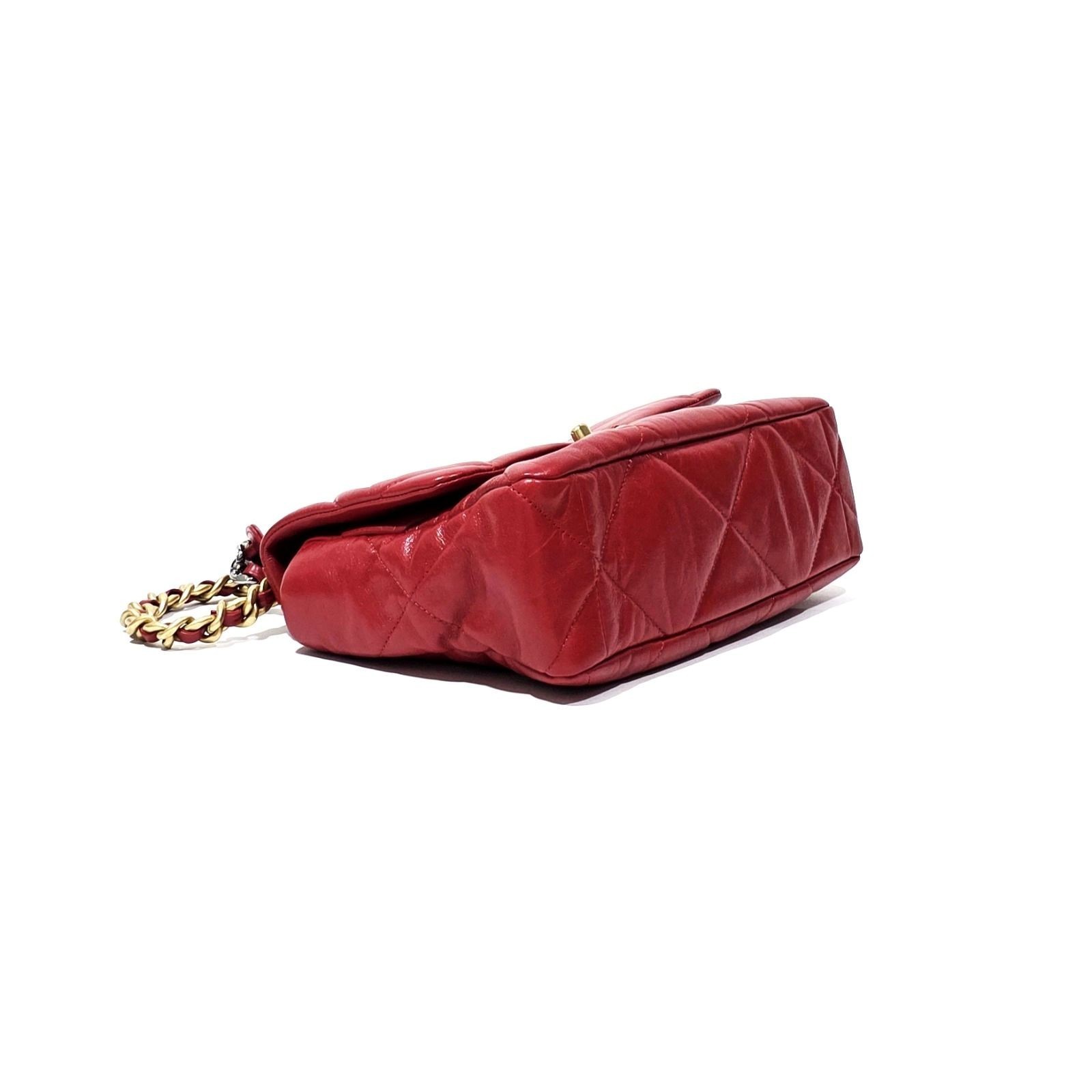 Chanel 19 Flap Red Mixed-Metal Chain Hardware Bag 29x17x9cm SN: 30512326