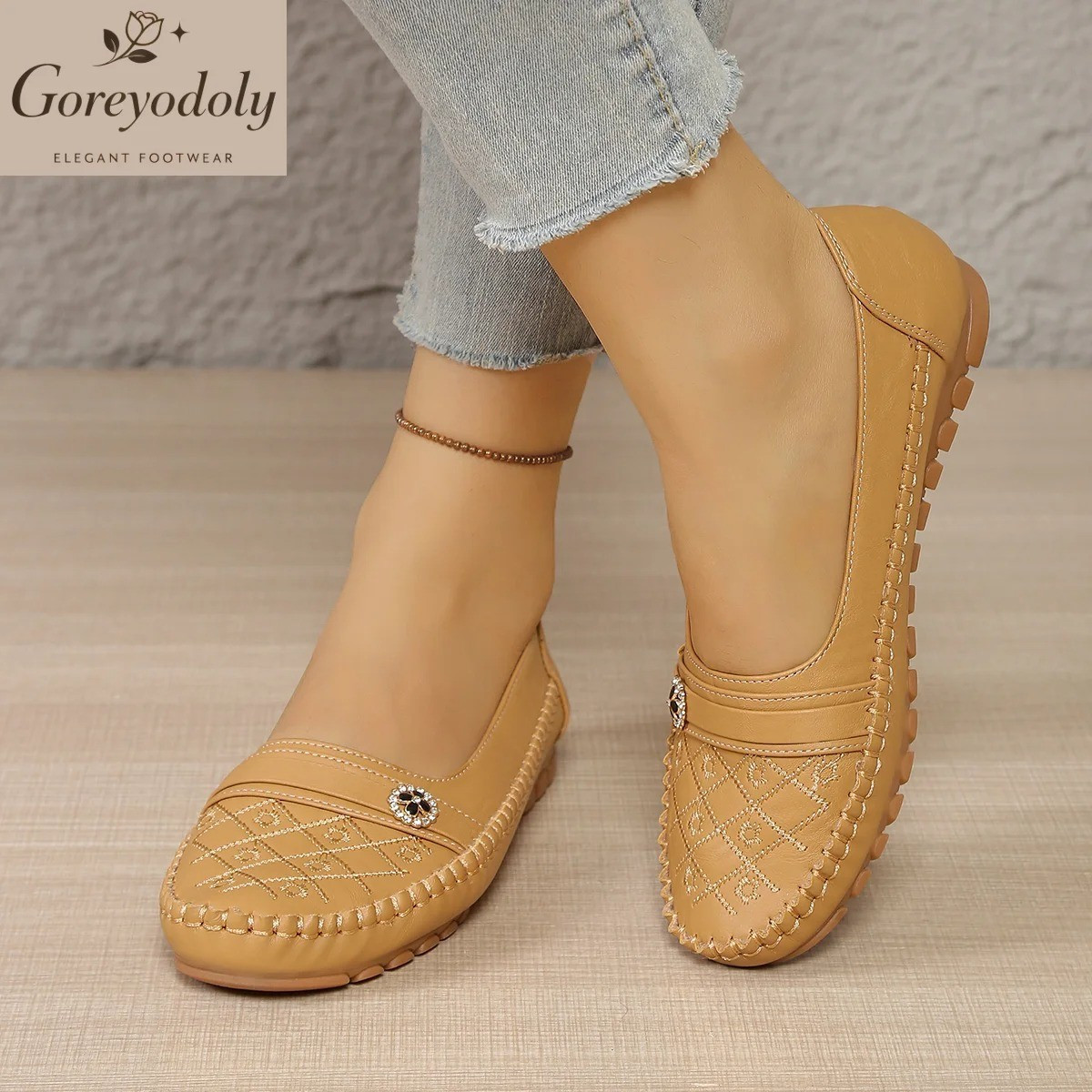 Women’S Quilted Loafers Slip on Flats Lightweight Non Slip Walking Shoes