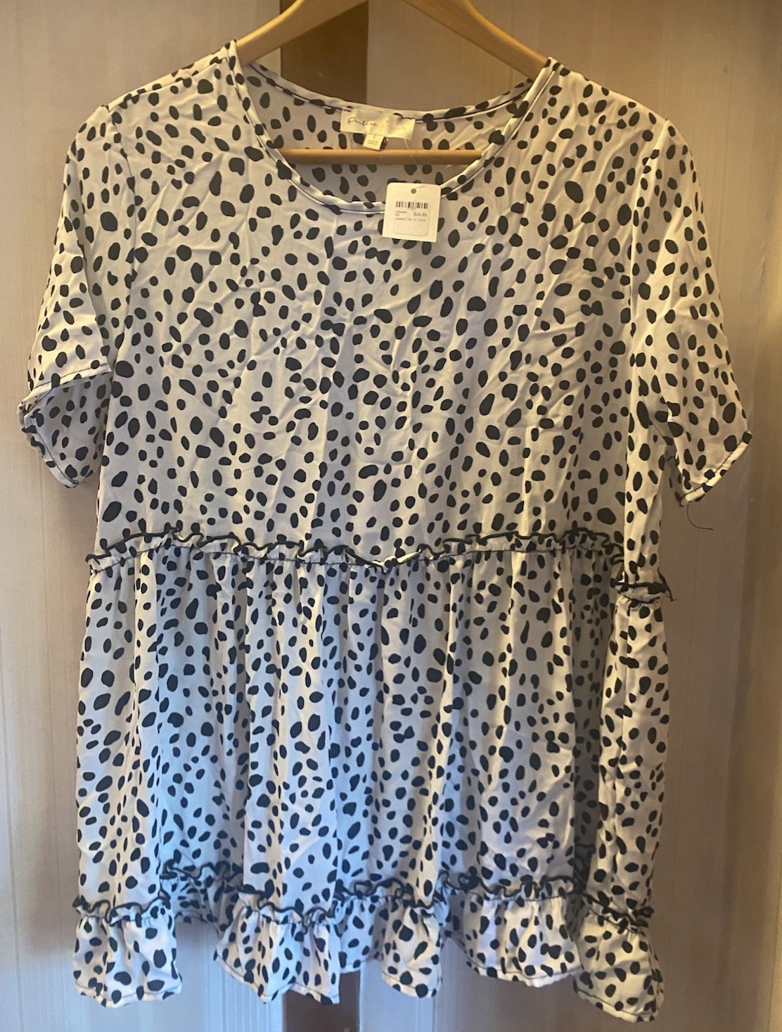 NWT Perfect Peach Layered Top Women’s Blouse Large Black Ivory Cheetah Boutique