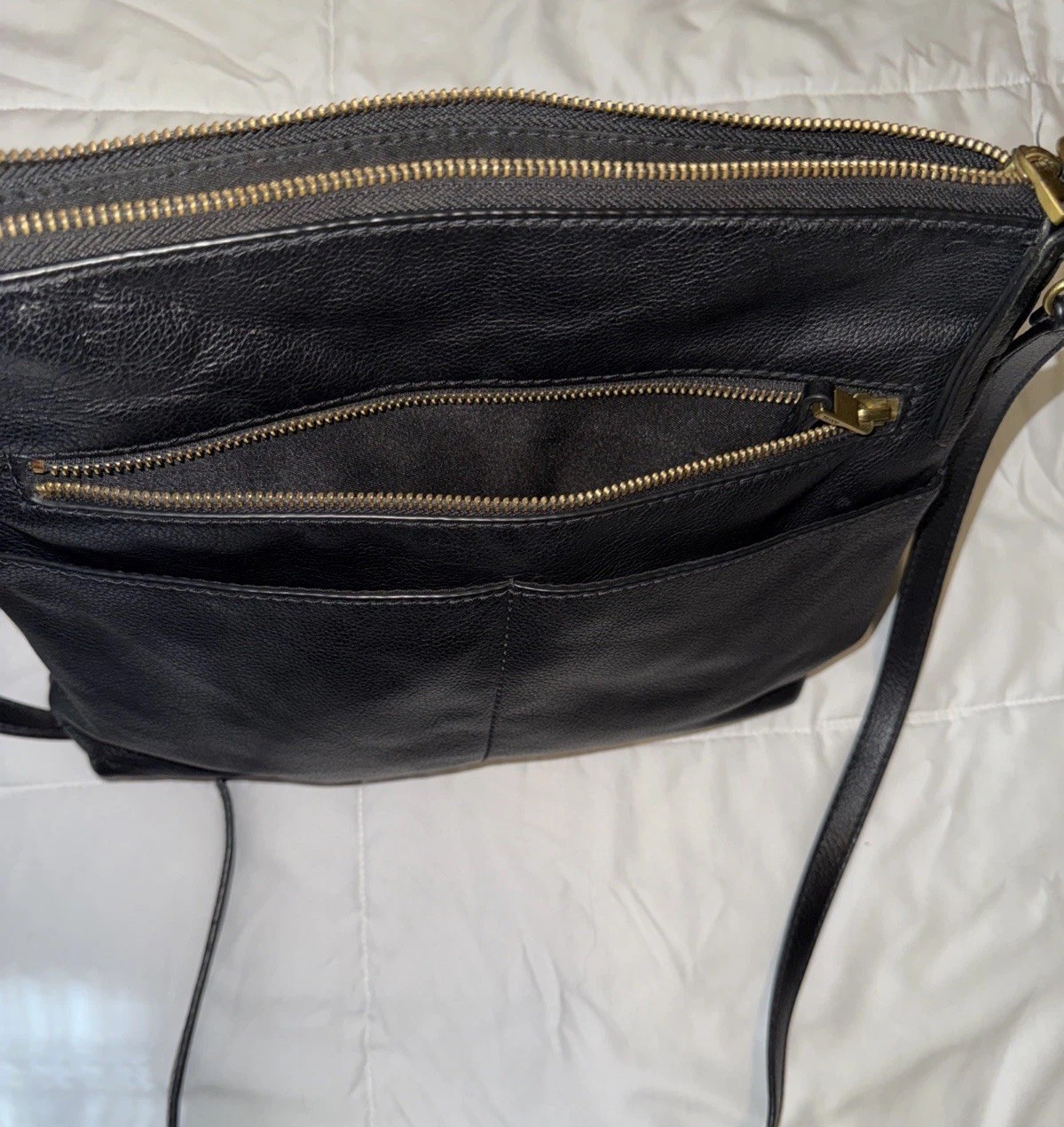 Fossil Crossbody Bag in Black Leather Excellent Condition