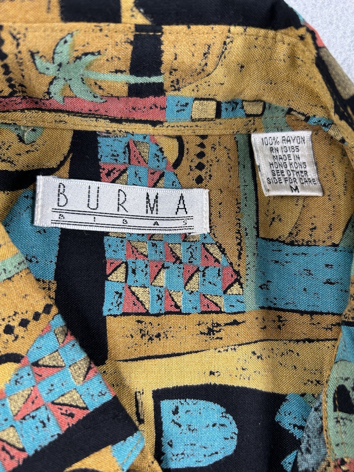 Burma Bibas Mens Short Sleeve Button Up Shirt Size M Loud Print Unique