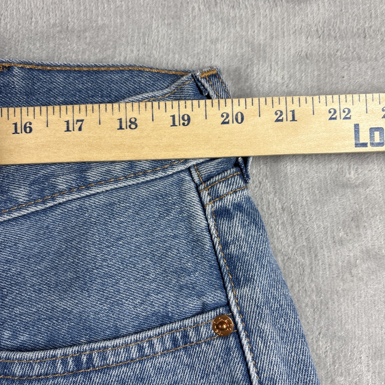 Levi’s 505 Jeans Mens 40×30 Regular Light Wash Blue Denim New With Tags Cowboy