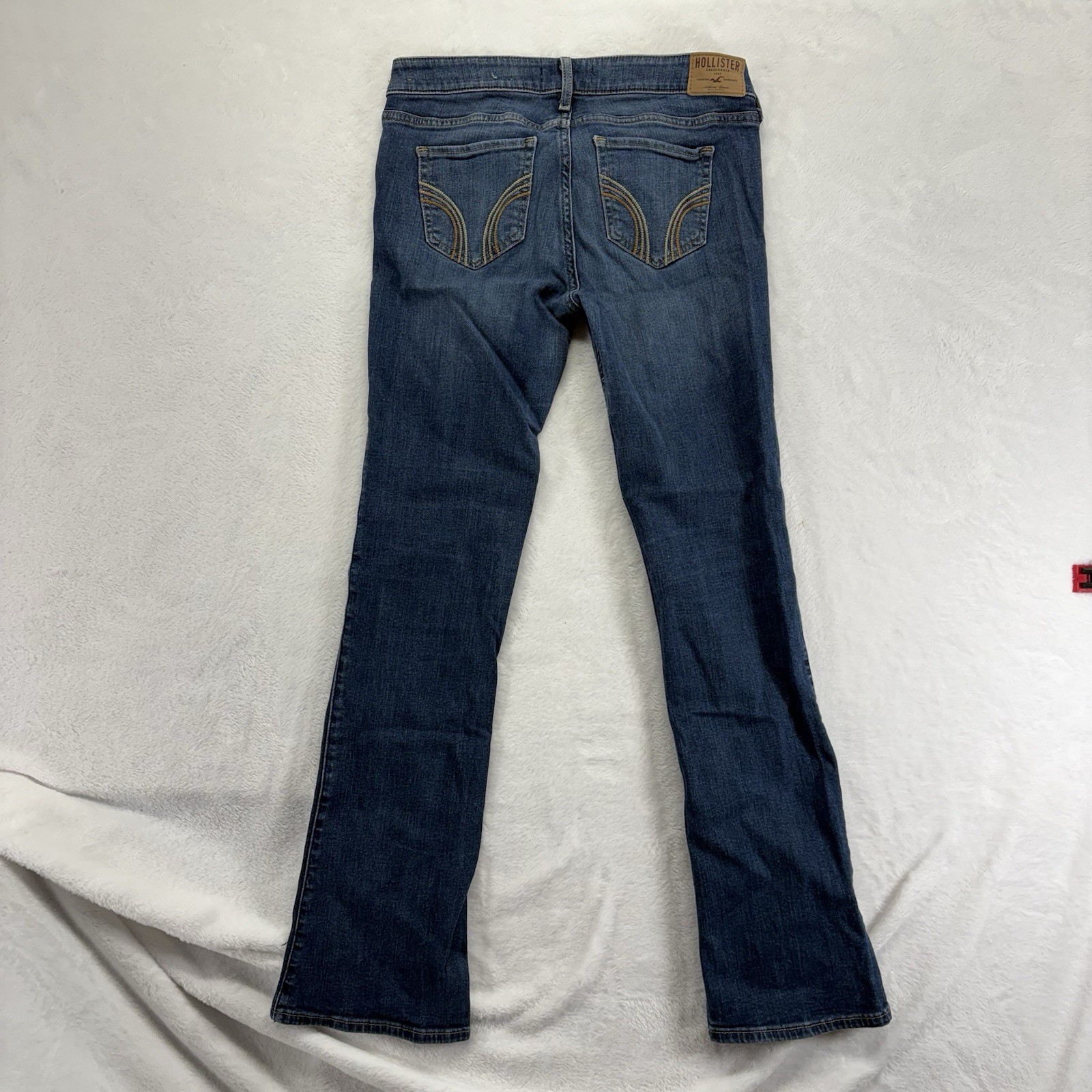 Hollister Women’s Blue Bootcut Jeans Low Rise Medium Wash Slim Fit Denim