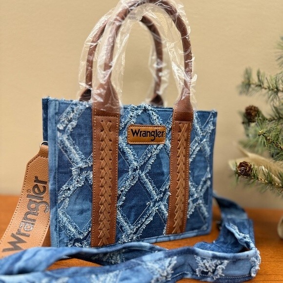 Wrangler Tote Denim Crossbody Purse Southwestern Cowgirl Guitar Strap NWT