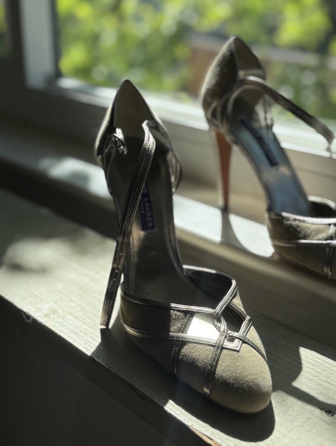 Ralph Lauren Collection Women Beige Leather Strappy Pointed Toe Buckle 8.5B