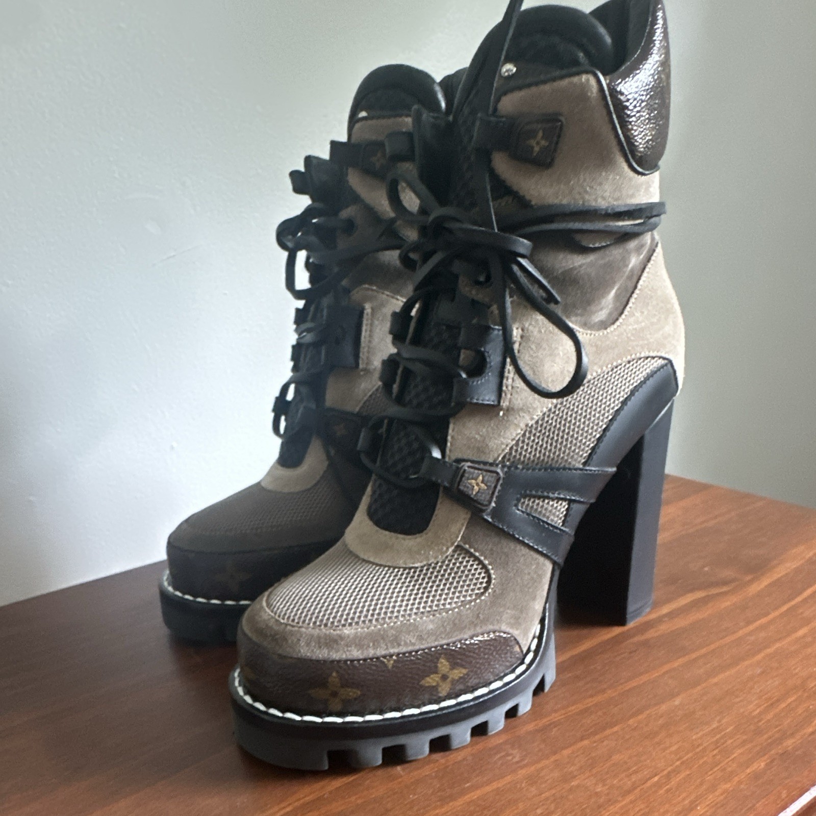 Louis Vuitton Star Trail Boot – Size 39
