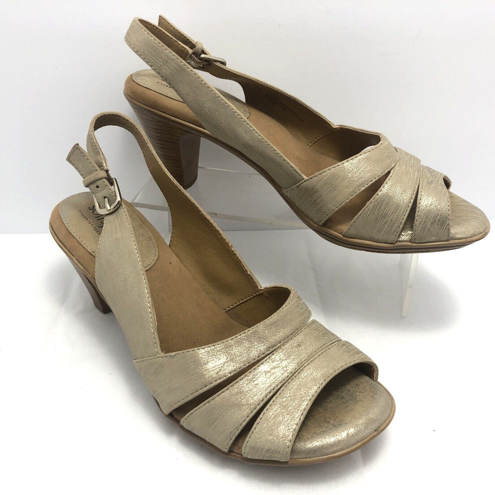 Softspots Womens Sandals Heels Sz 9.5 W Gold Buckle Peep Toe Man Made Material#B