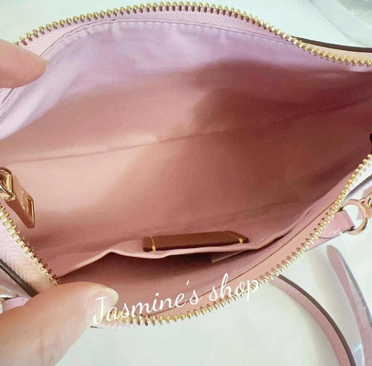 NWT COACH teri shoulder bag Signature Canvas CAL51 powder pink