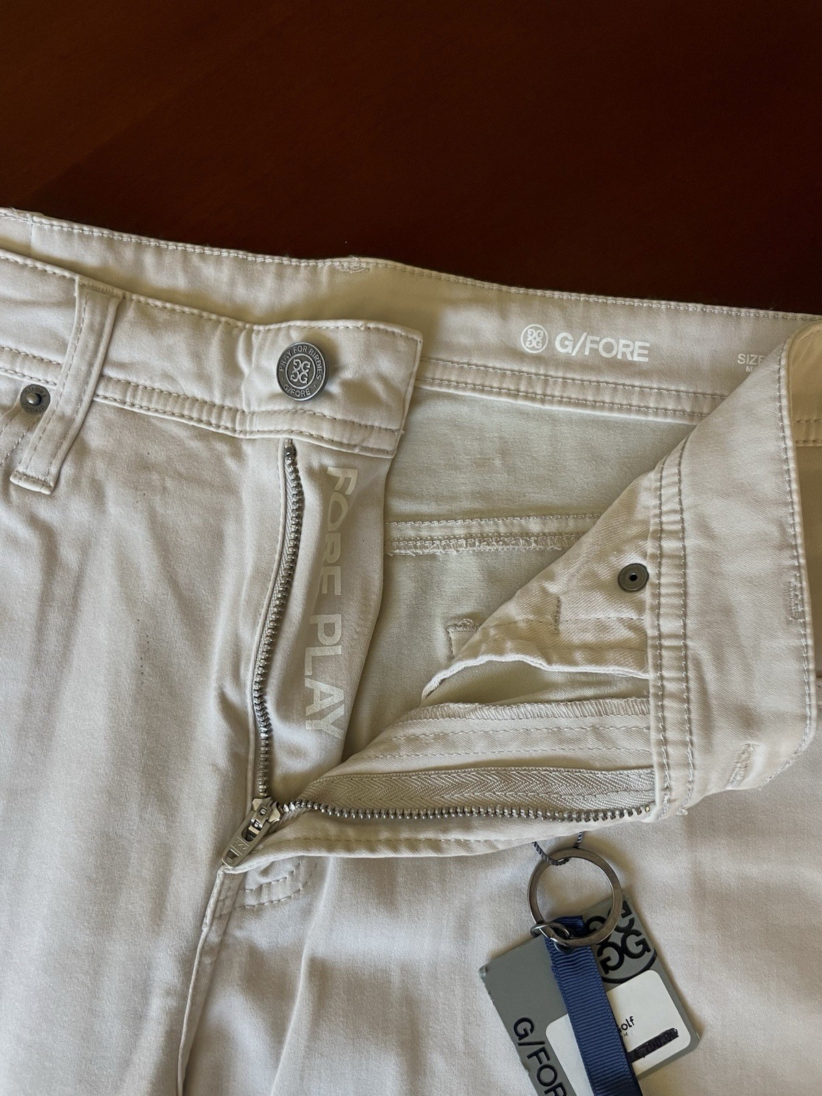 G/FORE Men’s Slim Fit Beige Denim Jeans Light Wash 5-Pocket Logo NWT