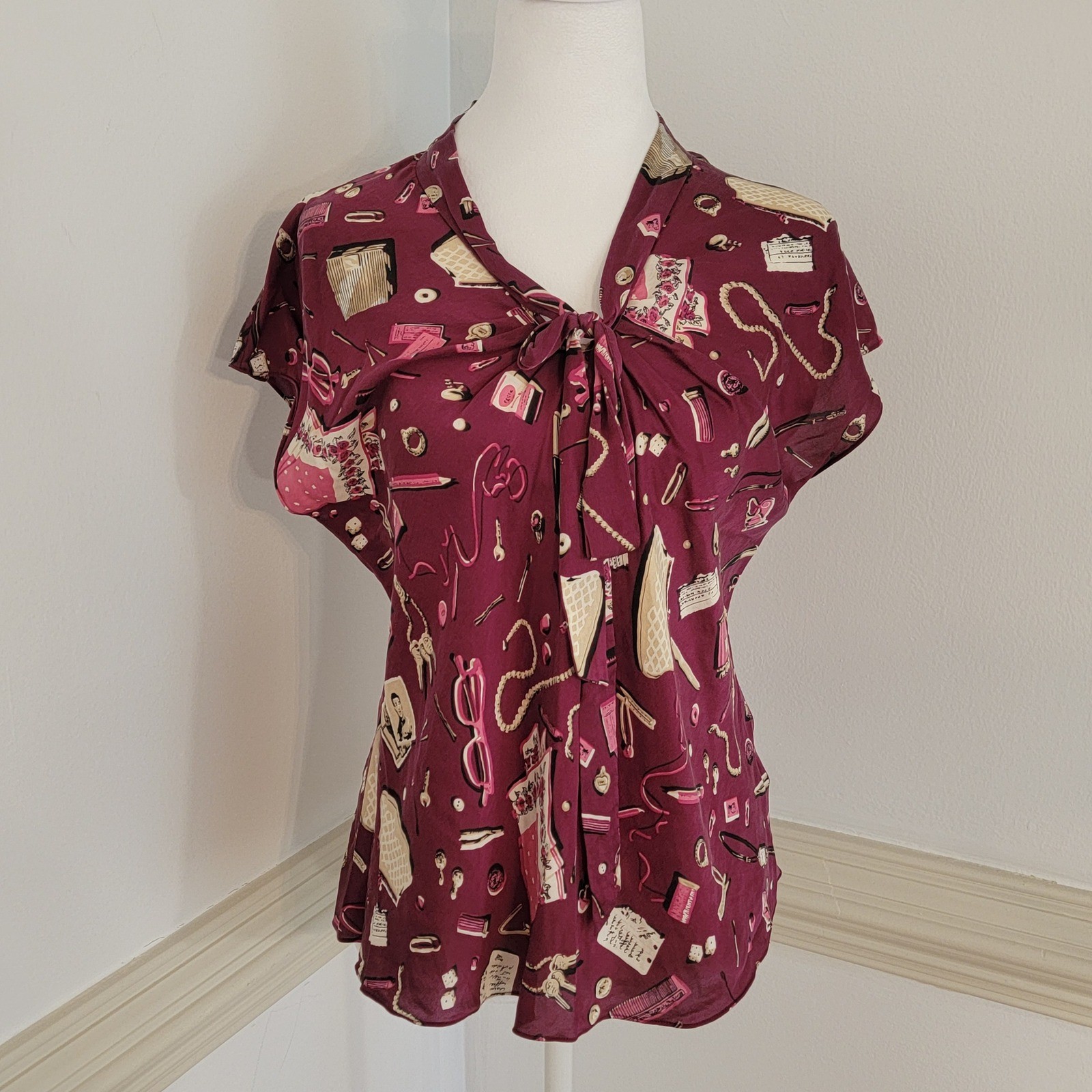 Talbots Silk Novelty Print Tie Neck Blouse Burgundy Pink Petite Top Women’s 12P