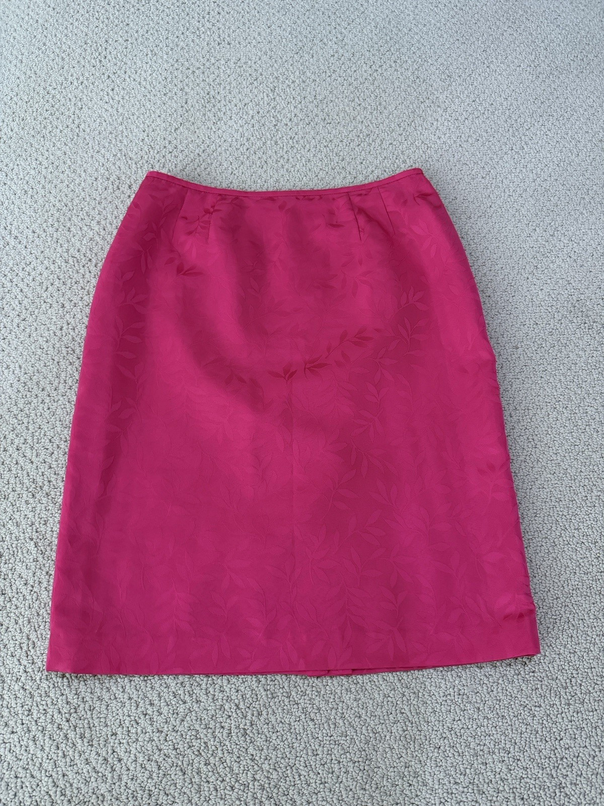 collection for Le Suit women 2- piece skirt suits size 10