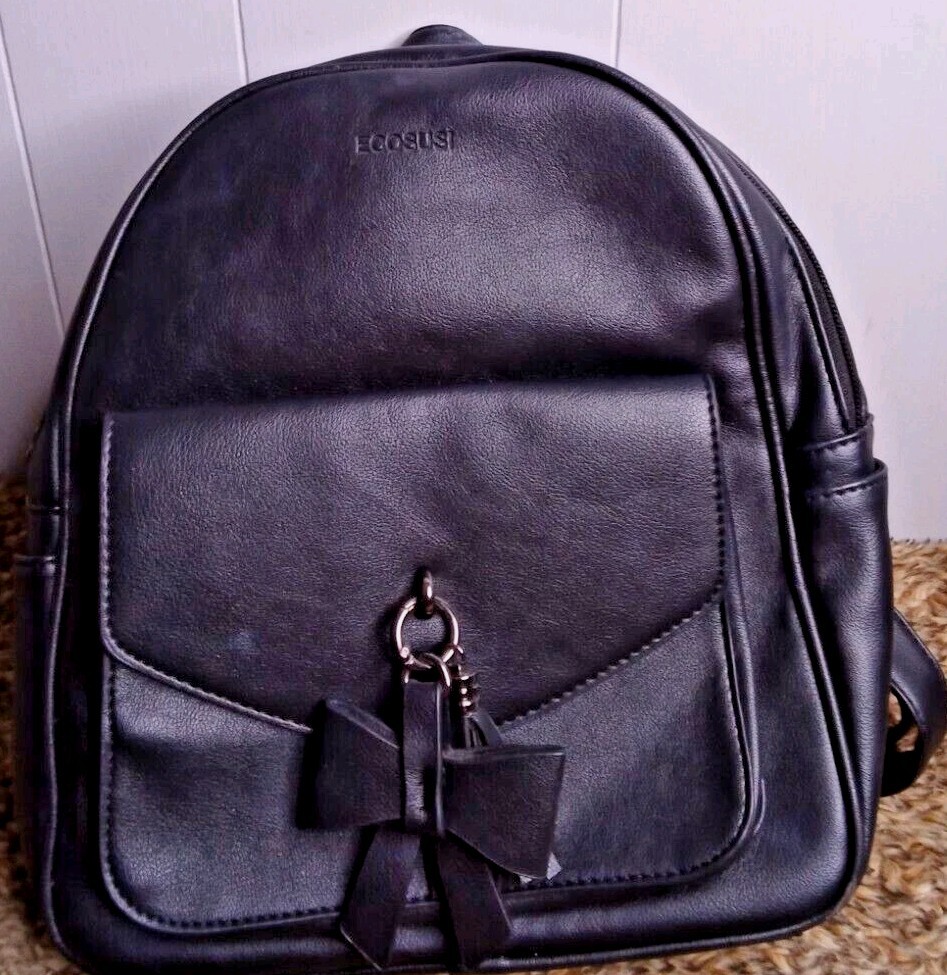 ECOSUSI Black Leather Zip Backpack Women’s