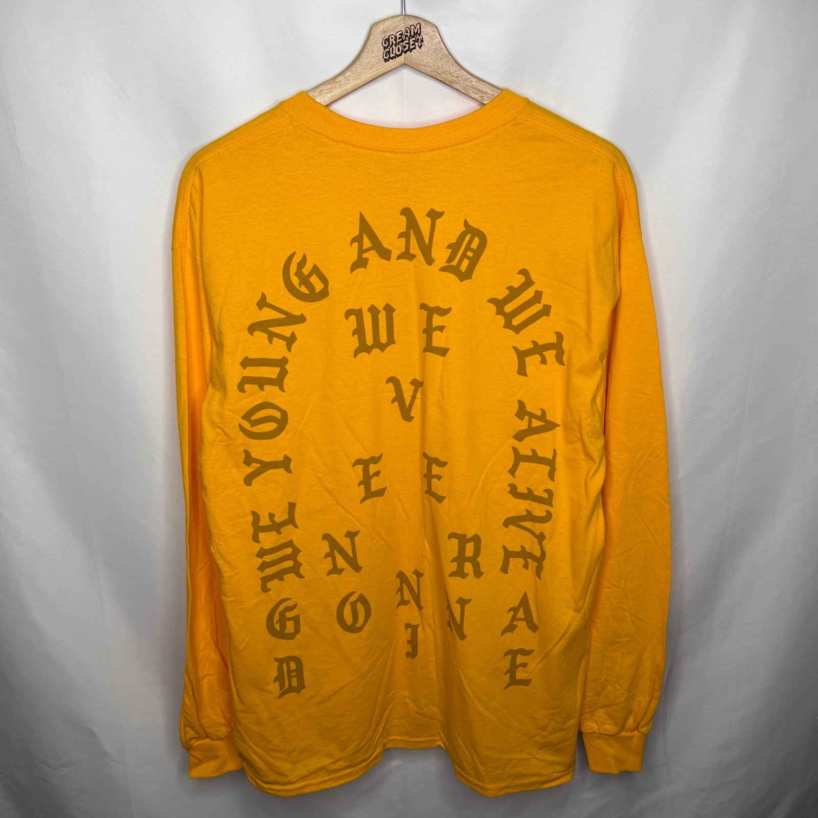 Kanye West Yeezy YZY Cape Town Life Saint Pablo Ultralight Beam Tour Merch L