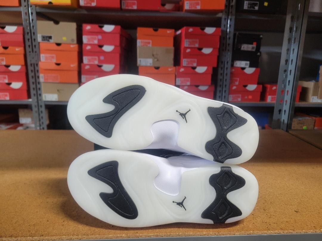 Nike Jordan Max Aura 7 Men Shoes White Black White HQ2091 100 Multiple Sizes