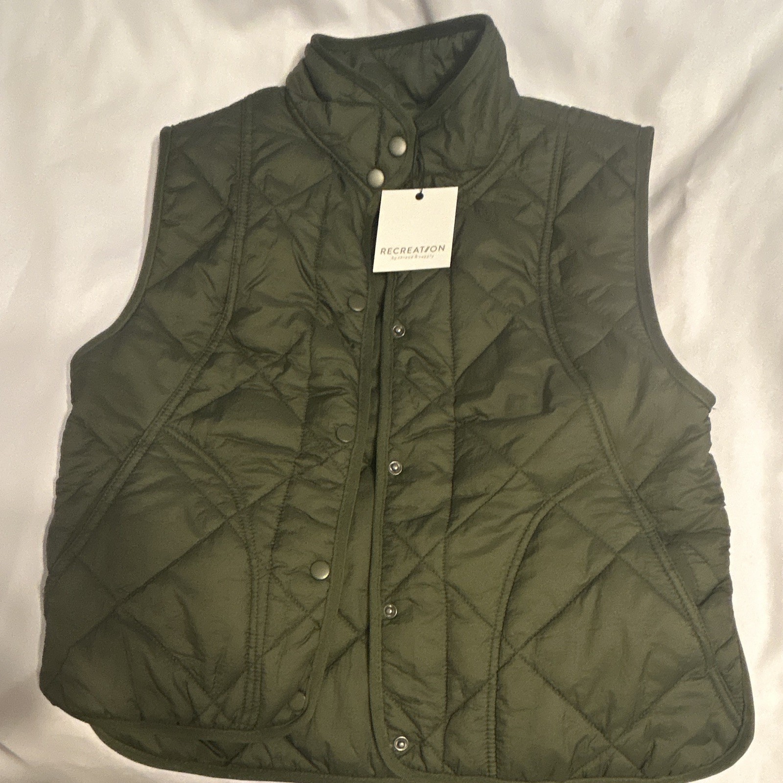 Recreation by Express Design Studio Men’s Green Quilted Button Vest Size M