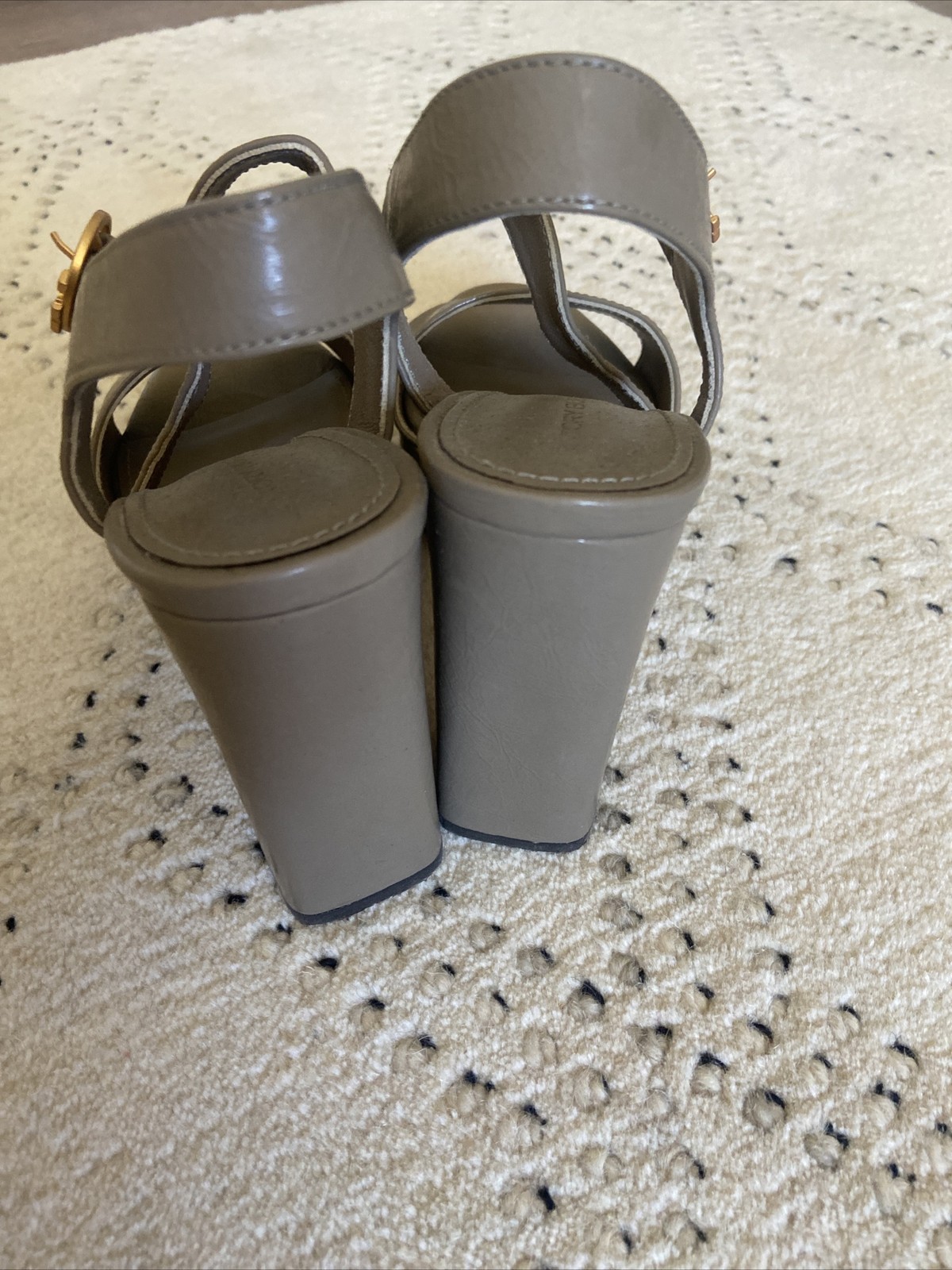 Tory Burch Martine Platform 115mm Croc Patent Leather Sz 6.5 Grayish