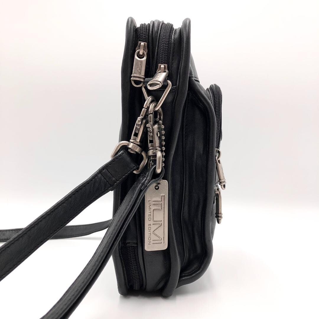 TUMI Leather Black Crossbody Shoulder Bag Travel Organizer Men’s 25cm 17cm