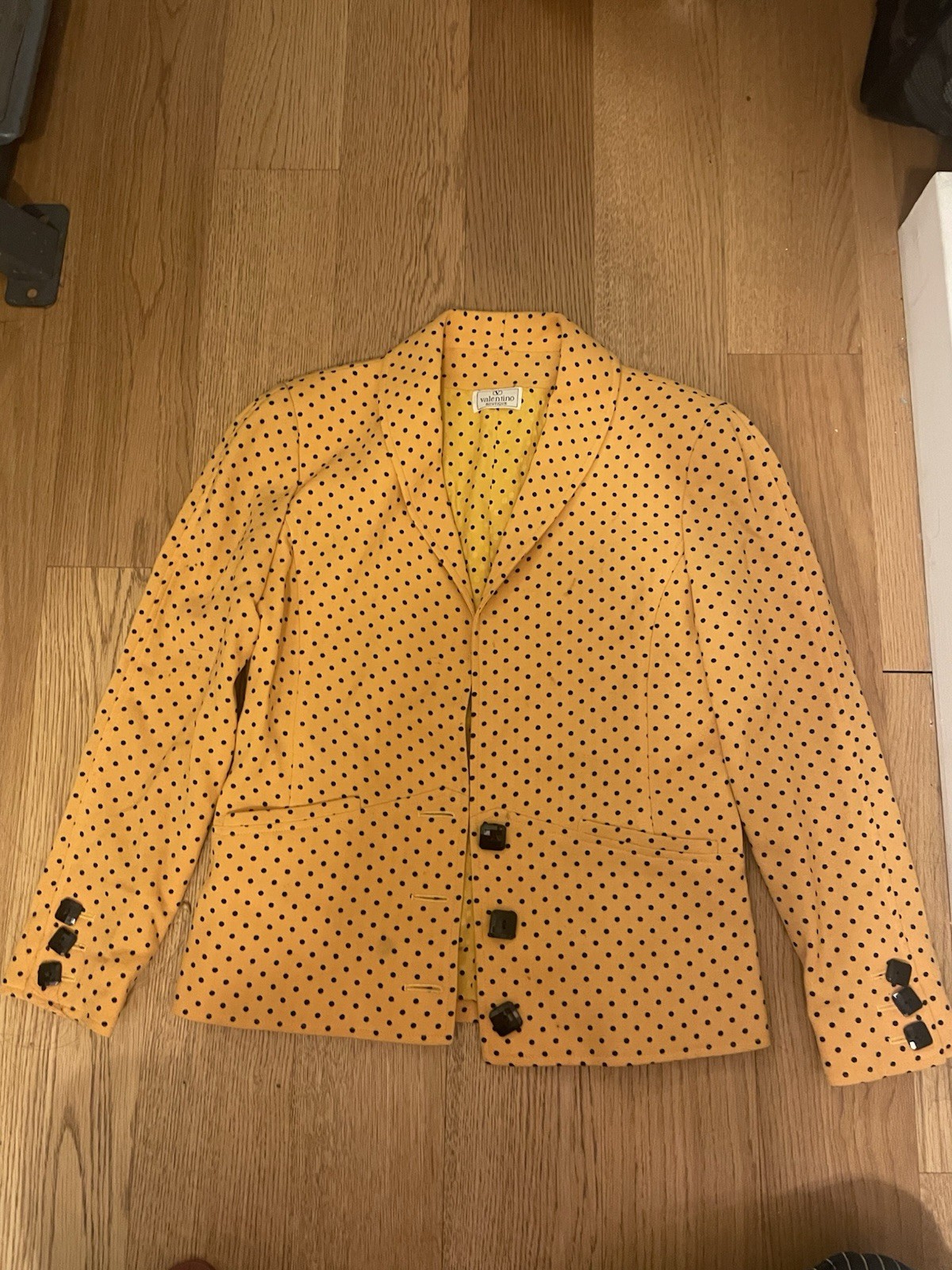 Valentino Boutique Silk Polka Dot Lined 3pc Skirt blouse Suit Yellow Size 2