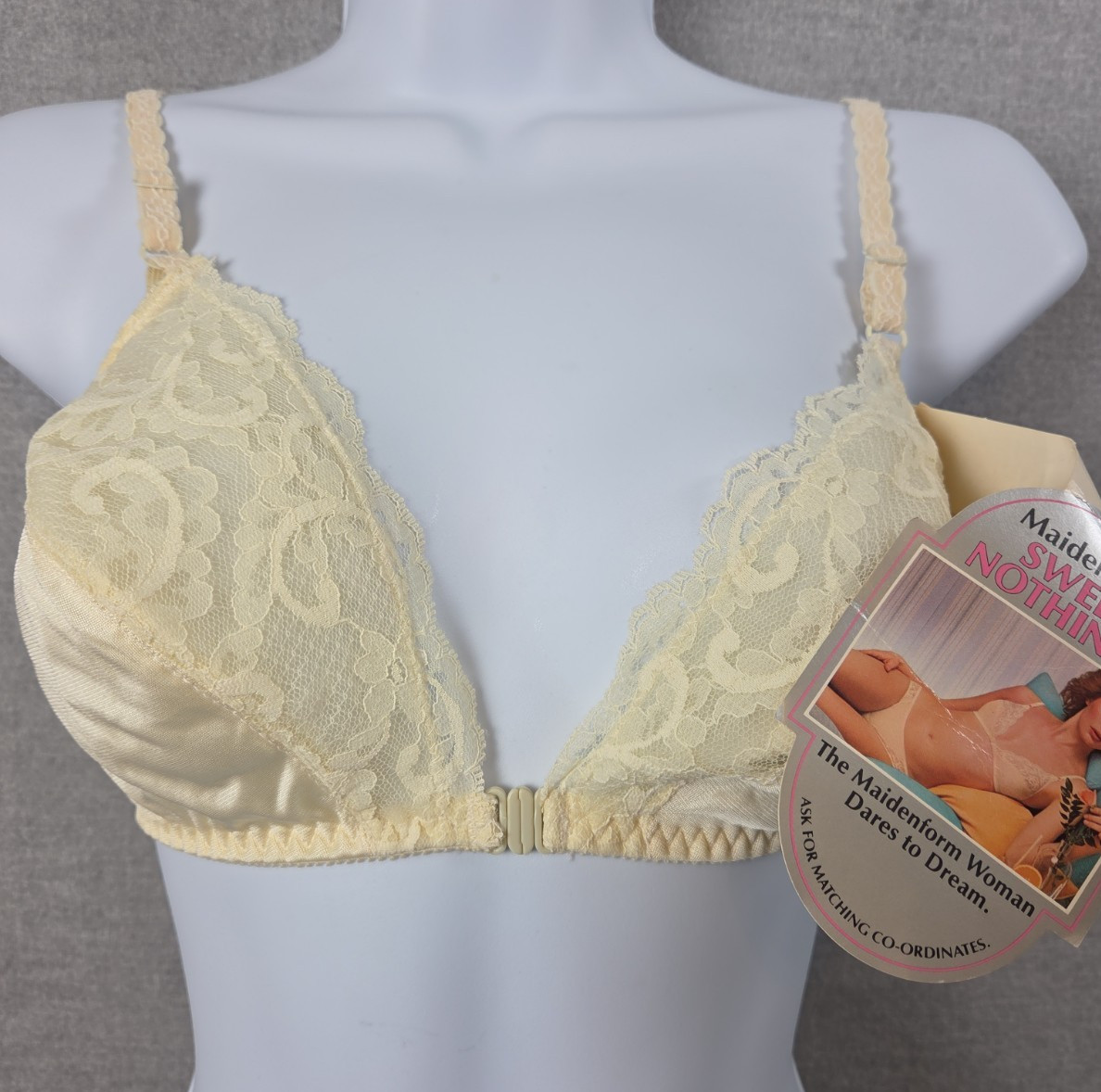 Maidenform Bra 36C Vintage 6848 Sweet Nothings Ivory Lace Front Closure No Wire