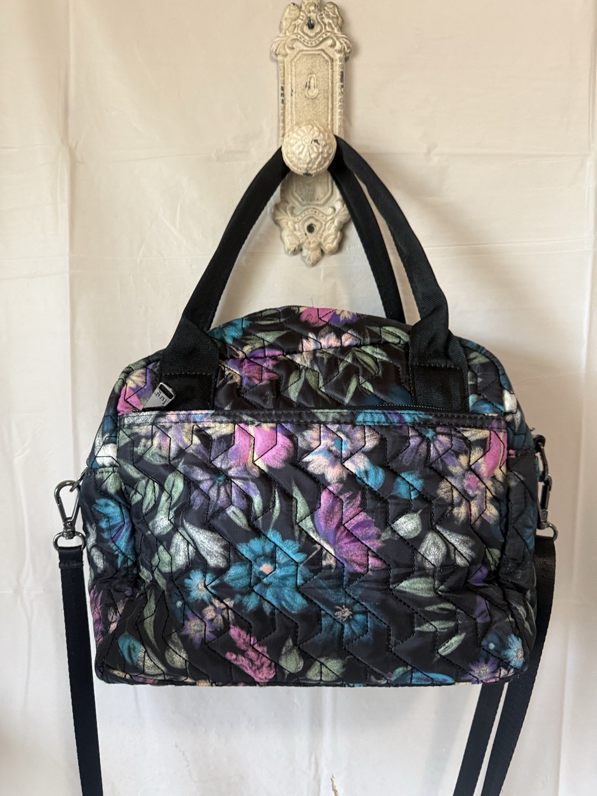LUG jive satchel Built In Wallet