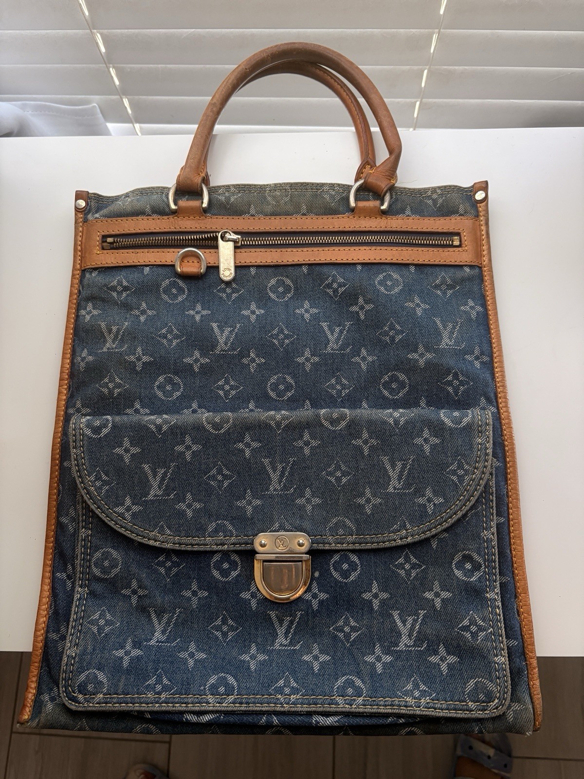 Louis Vuitton Vintage Monogram Top Handle Satchel Gold Hardware Pockets