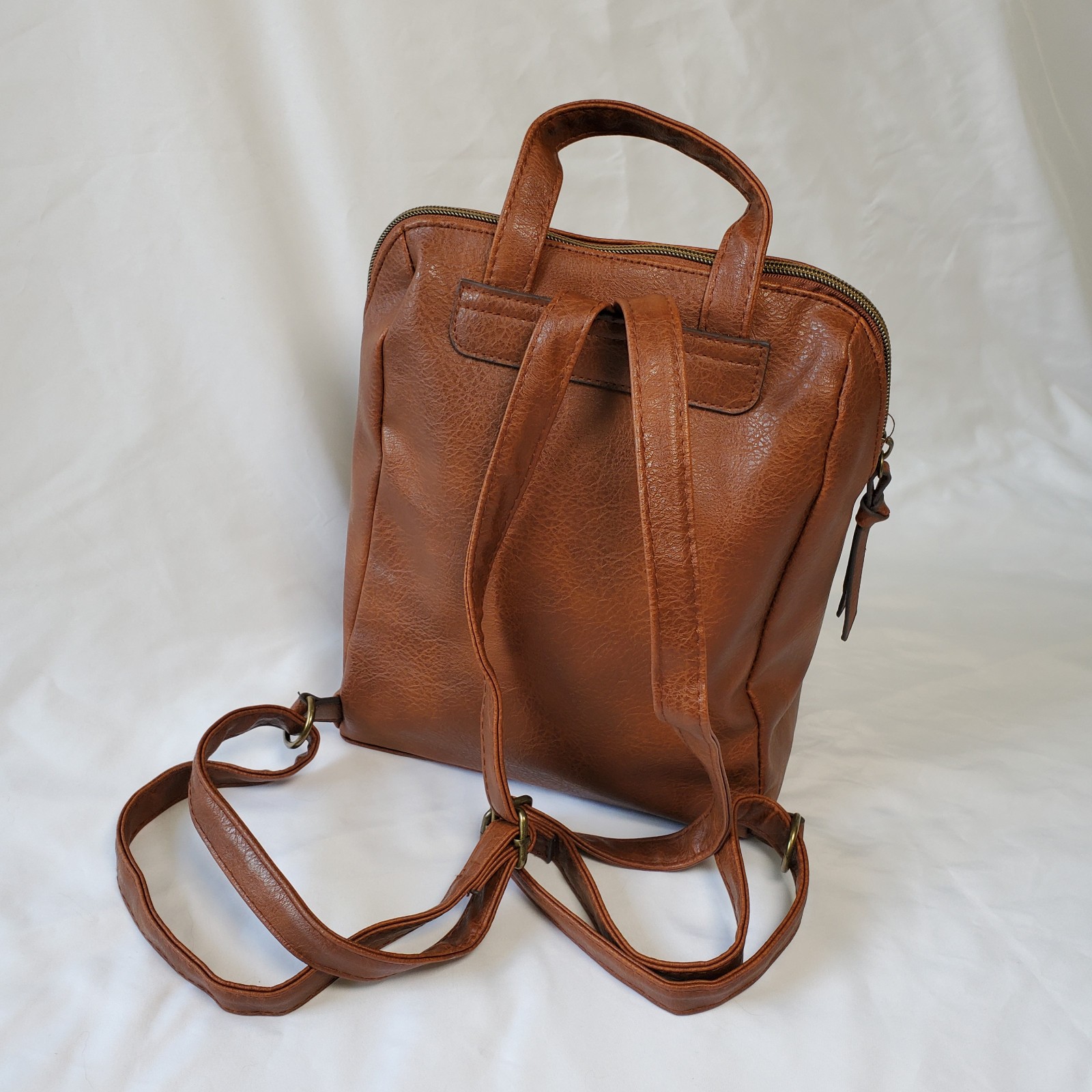 Brown Faux Leather Backpack – Not Branded – Zippers Adjustable Straps