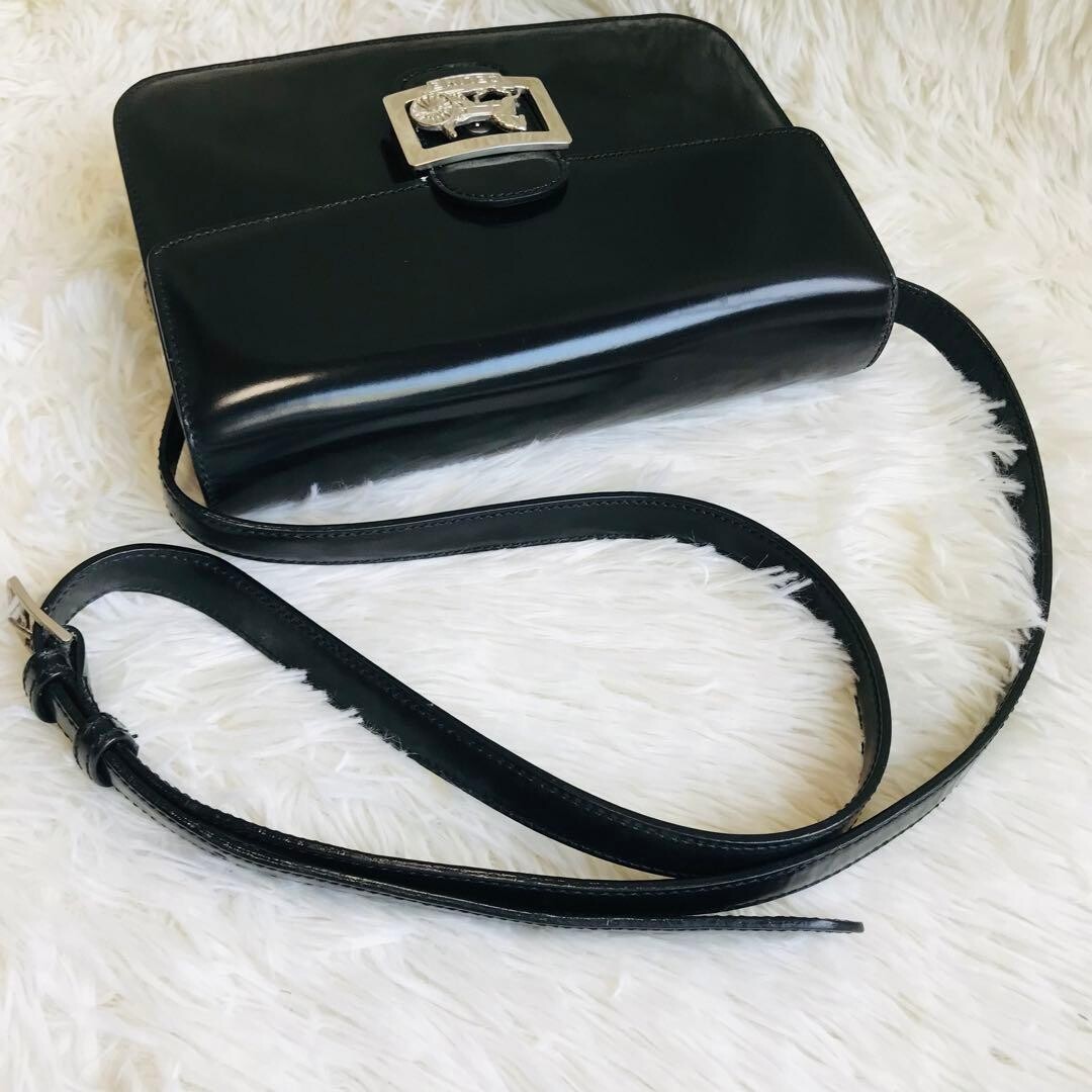 CELINE Black Leather Shoulder Bag Horse Carriage Hardware Flap Vintage Authentic