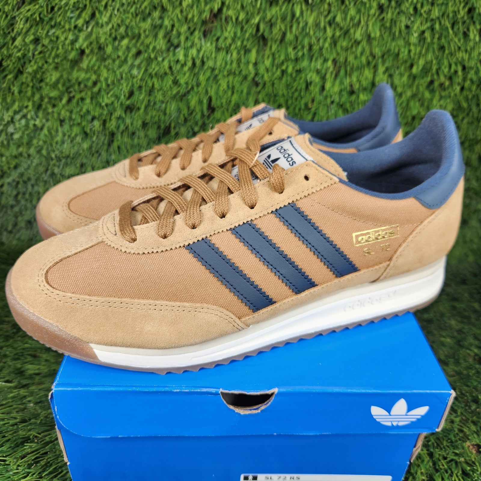 Adidas SL 72 RS Mens Brown /Navy Blue Stripe Gum Bottom Sneaker Originals JR8770