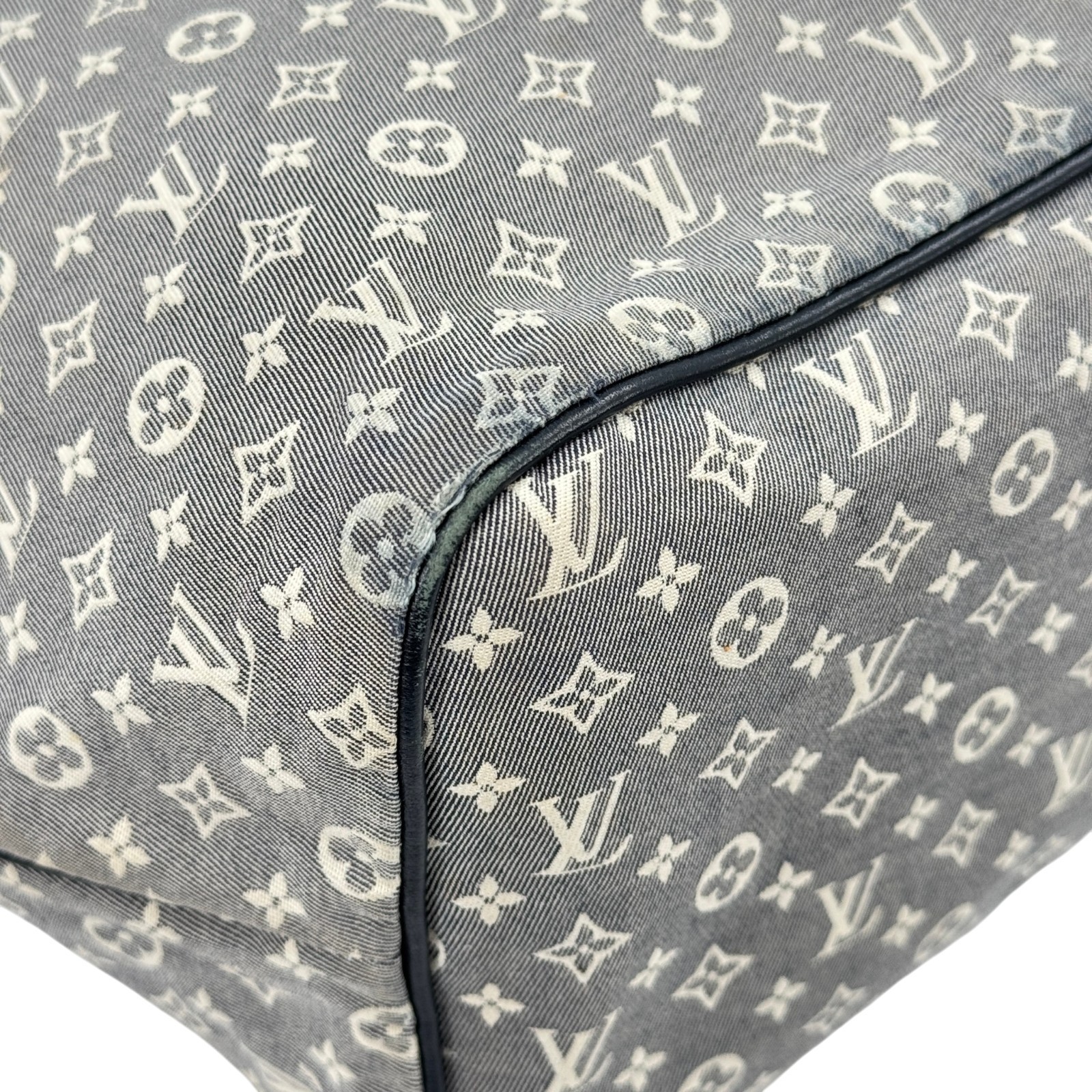 LOUIS VUITTON Neverfull MM Monogram Idylle Canvas Navy Shoulder Tote Bag M40514