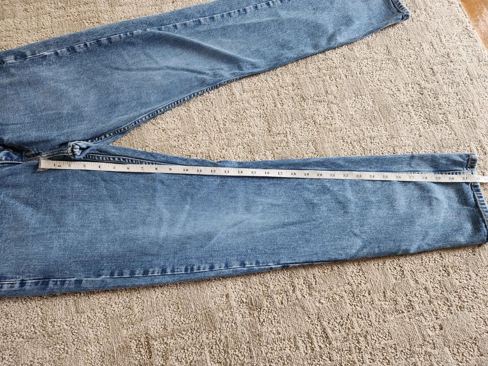 Levi’s Strauss & Co Men’s 505 Series Blue Straight Leg Denim Jeans Size: 31×32