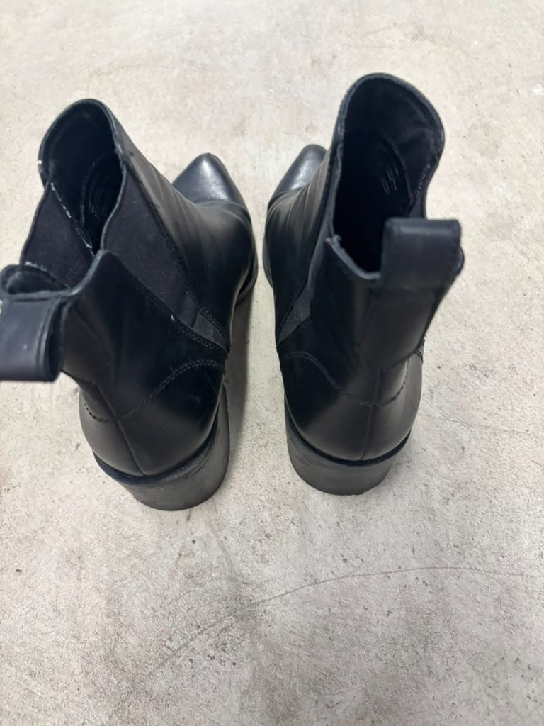Steve Madden Women Black Leather Pointed Toe Chelsea Ankle Boots Size 10.5 (A1)