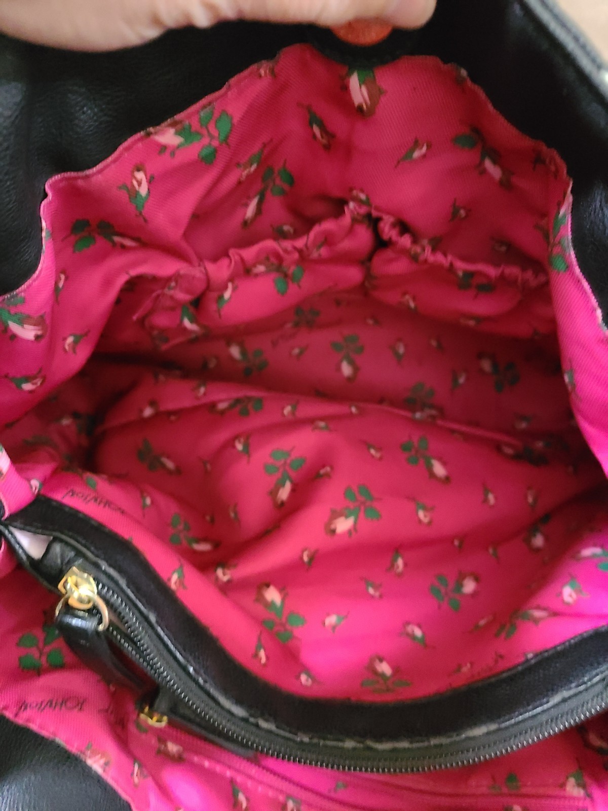 Betsey Johnson Large Black & Ivory Polka Dot Bow Quilted Chain Strap Purse Bag