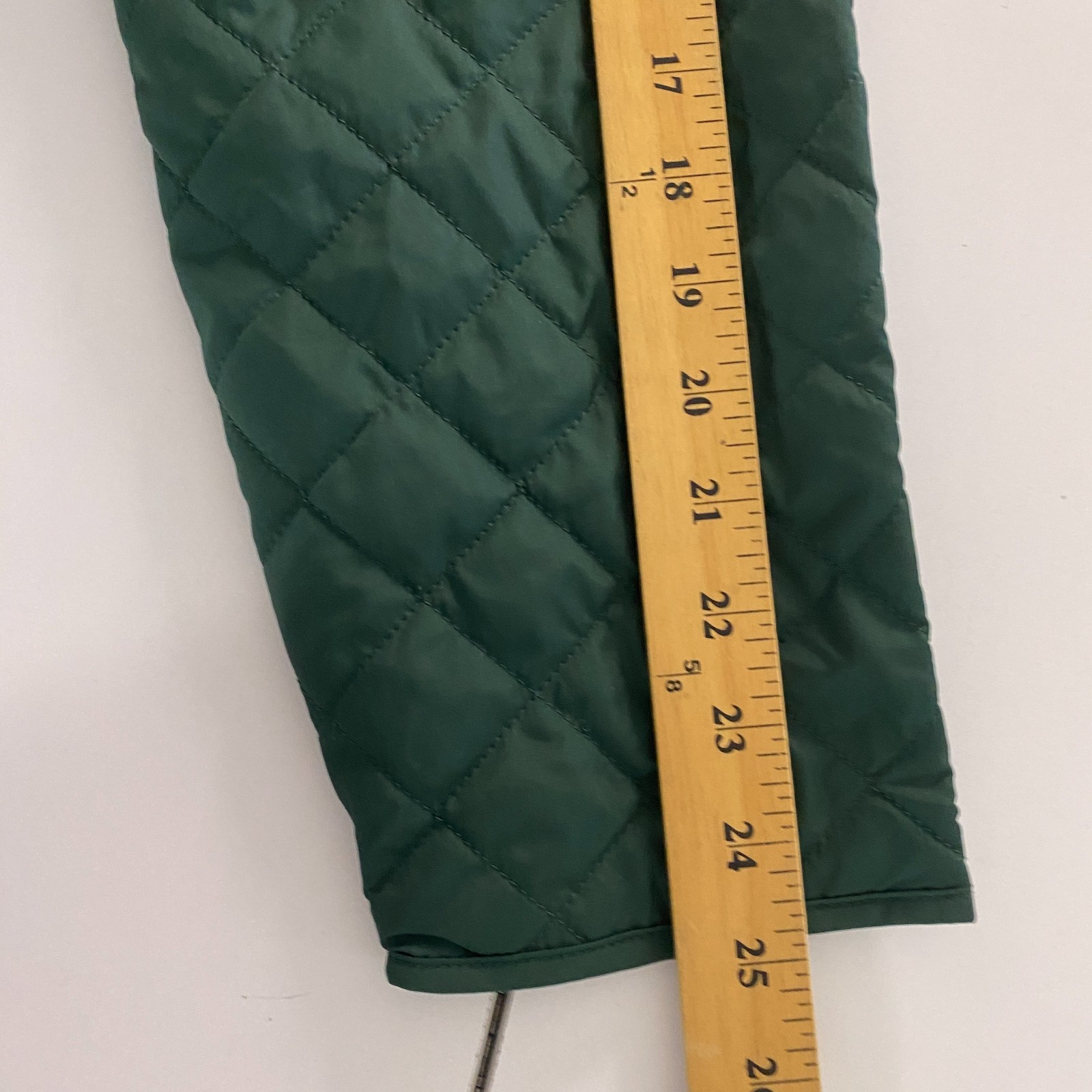 Croft & Barrow Quilted Button Up Long Sleeve Jacket Size Large Green Pockets