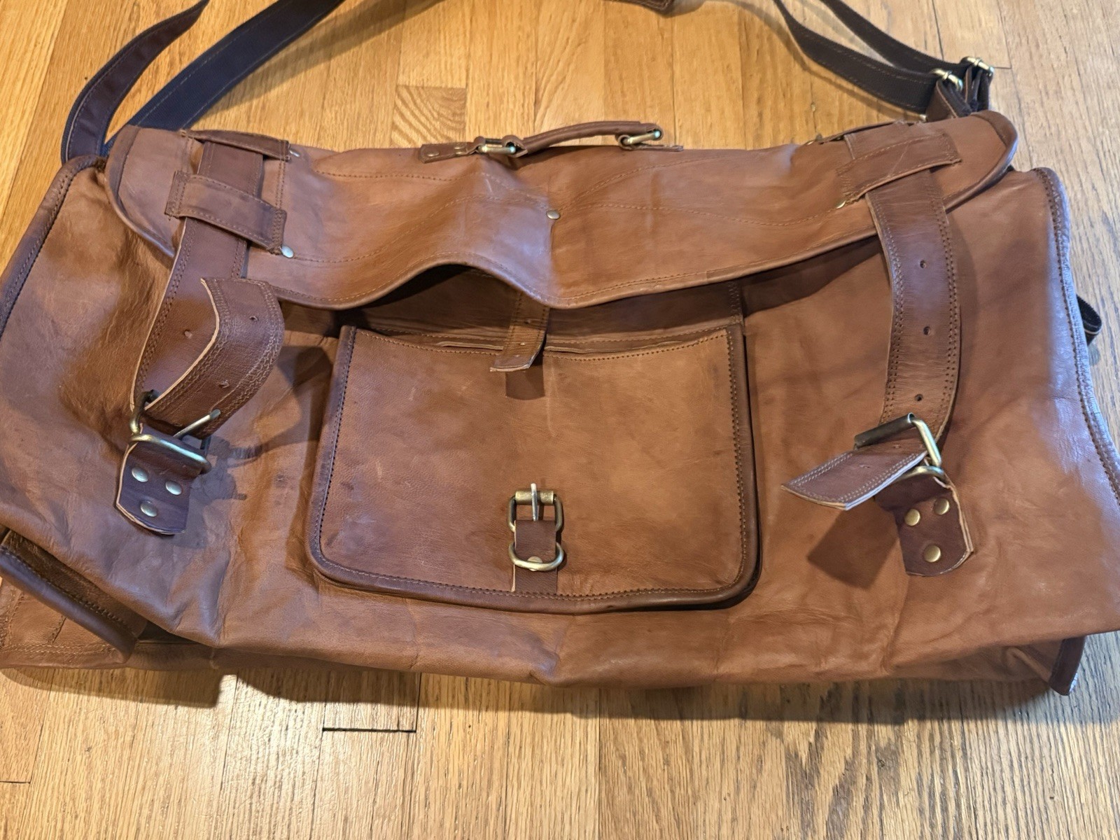 MaheTri Large Leather Messenger Bag – 26” Travel Weekender