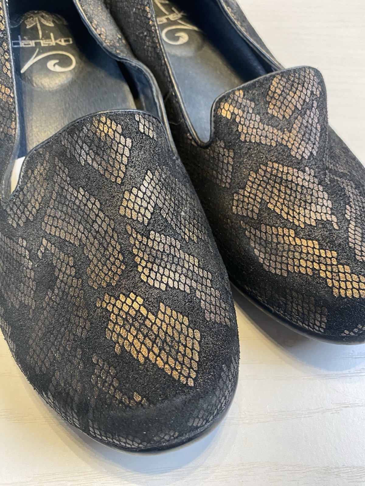 Dansko Women’s Olivia Loafer Size 37 (EU)/6.5-7 (US) Shoe Black Leather Snake
