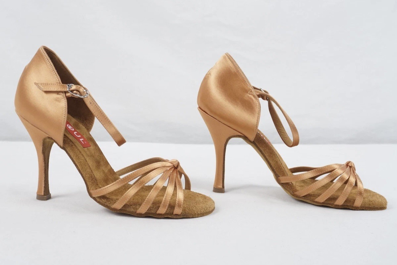 New Paoul GUAPACHA Latin Dance Competition Sandal Stiletto Heel Tan Satin – US 7