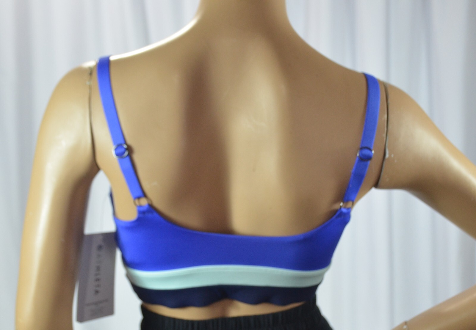 NWT $59 Athleta Size M A-C Cerulean Blue Coastline Bikini Swimsuit Top #988607