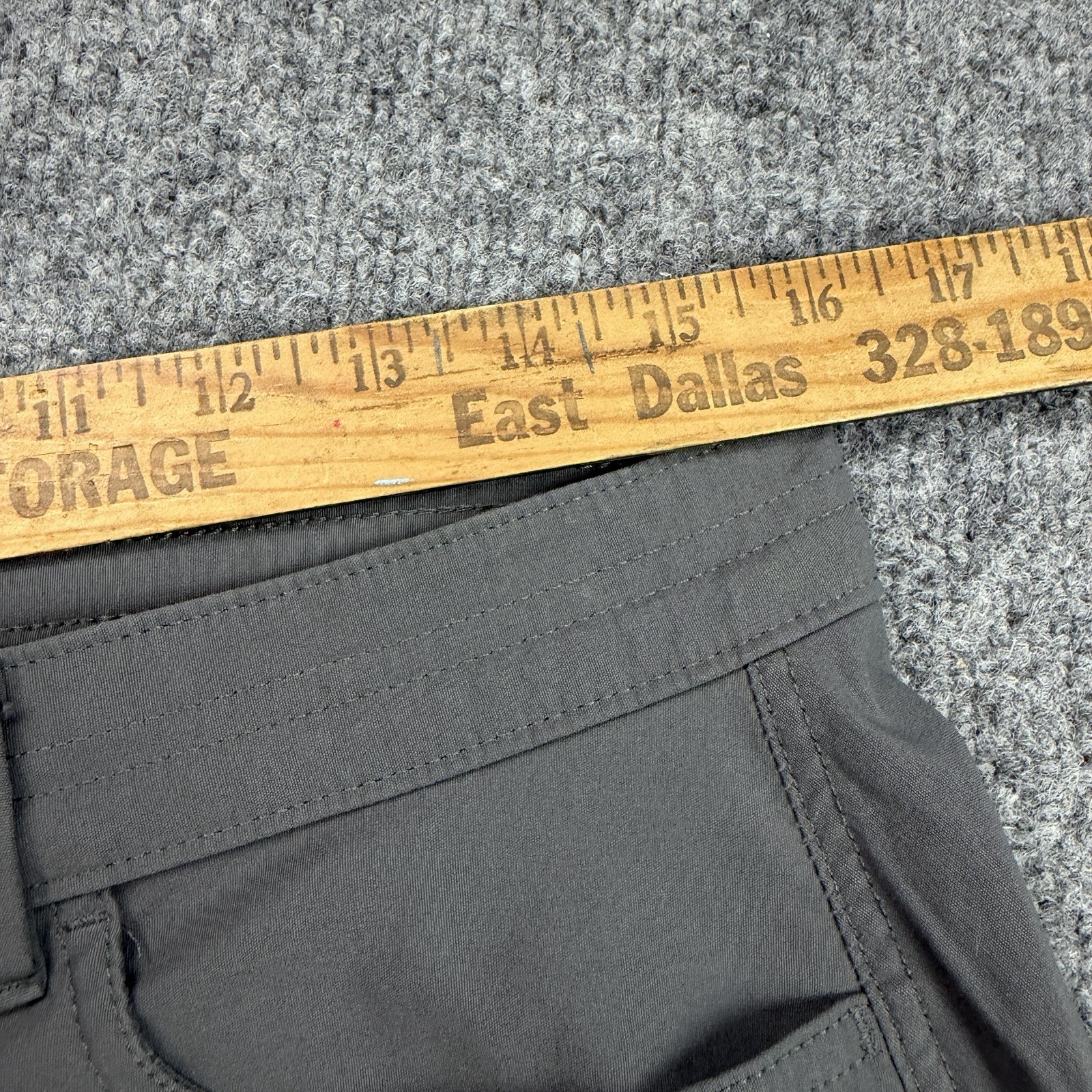 Eddie Bauer Rainier Capri Pants Womens 12 Gray Stretch Hiking Fishing Travel