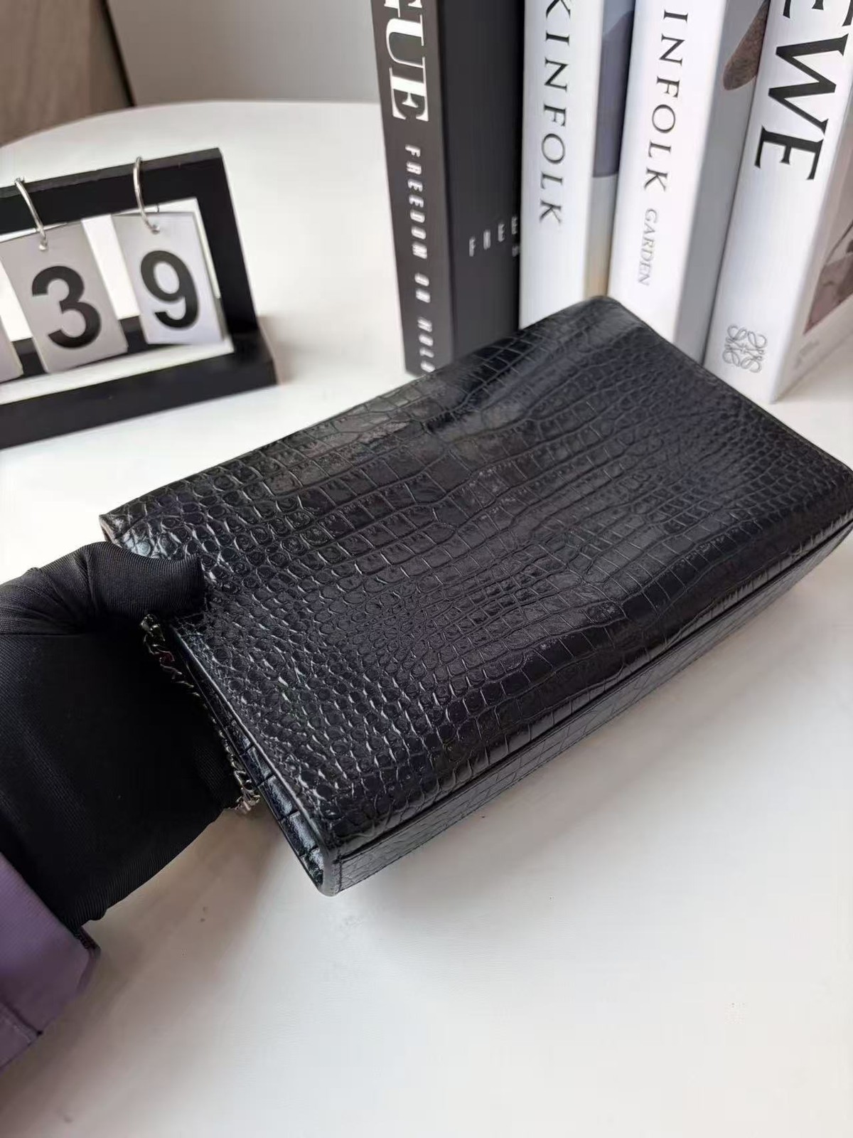 Yves Saint Laurent Black Kate Embossed Leather Tassel Chain Shoulder Bag AUTH
