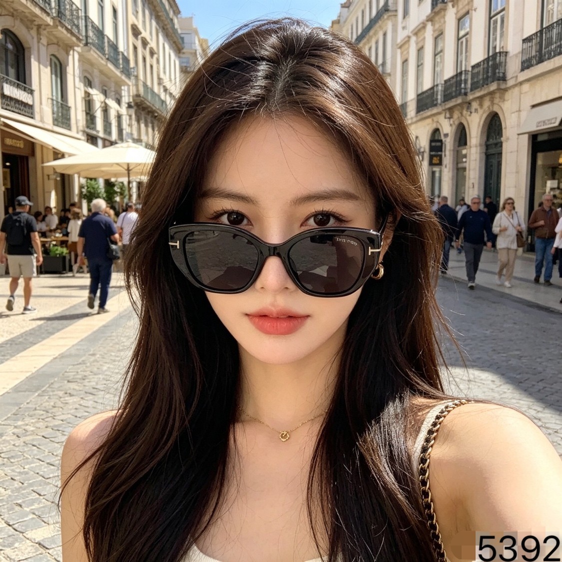 Tom Ford Women’s Cat-Eye Sunglasses – Trendy, Chic, and High-Fashion Style